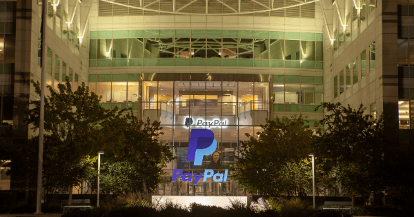 سهم PayPal
