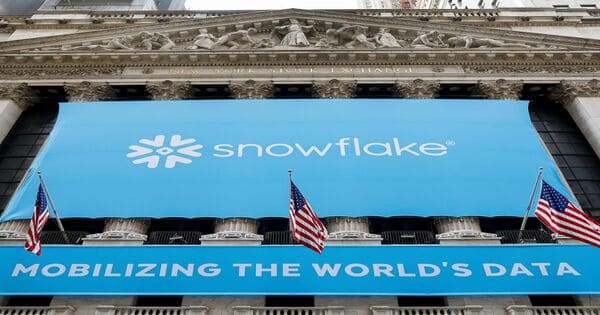 سهم Snowflake 
