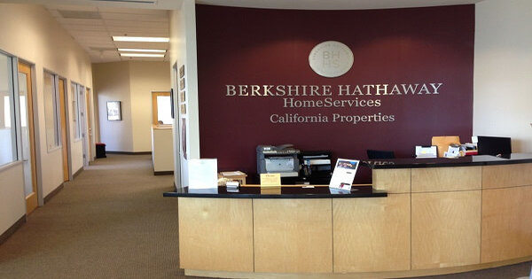 سهم بيركشاير هاثاواي Berkshire Hathaway