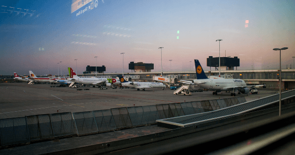 أسهم شركات الطيران 